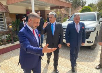  المرشح الرئاسي ريبر أحمد يتجول في بغداد + صور