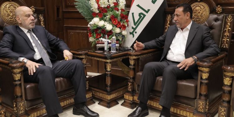 تعهد من الزاملي بملاحقة من يمارس “الابتزاز بحق المستثمرين” في العراق