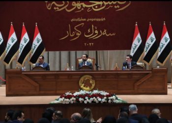 بالفيديو رئيس البرلمان يقرء اسماء النواب الحاضرين داخل قاعة مجلس التواب