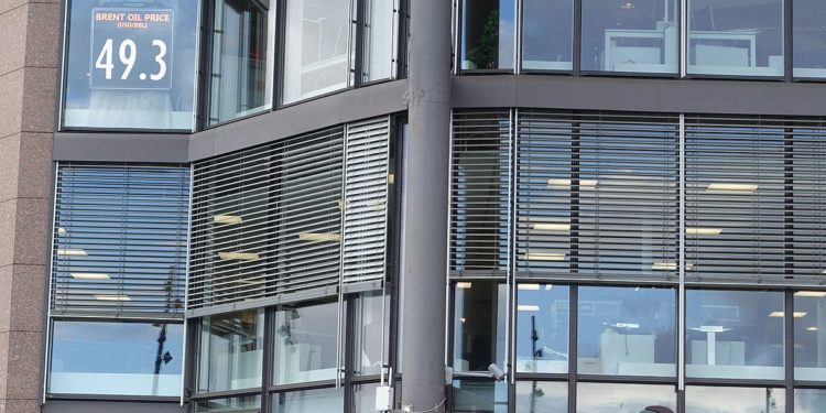 شركة نرويجية .. أربع دول بينها العراق تمتلك (4 ملايين برميل) يوميا من الطاقة الاحتياطية