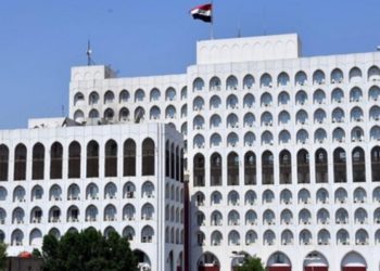  الخارجية تستدعي سفير العراق لدى لبنان
