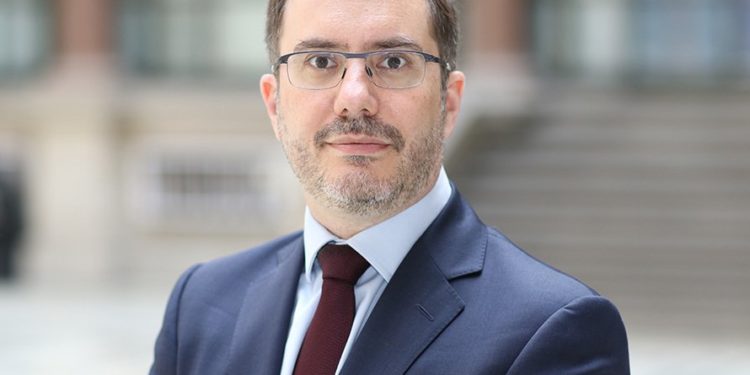 السفير البريطاني يعلن عن اطلاق برنامج جديد لدعم العراق بتعزيز النظام الوطني لتنظيم الأسرة