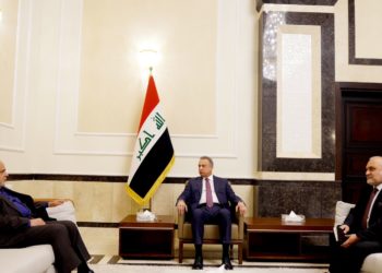 الكاظمي يستقبل السفير الإيراني في العراق بمناسبة انتهاء مهام عمله