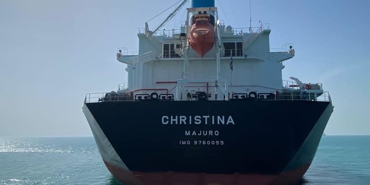  باخرة محملة بـ 44 ألف طن من الرز التايلندي تصل ميناء أم قصر