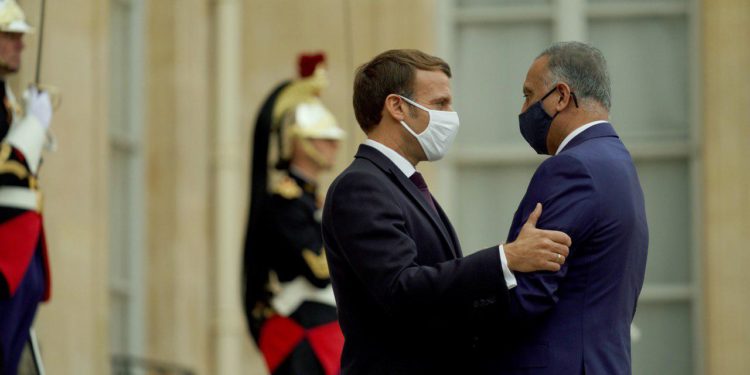 الكاظمي يهنئ السيد إيمانويل ماكرون لإعادة انتخابه رئيساً لفرنسا