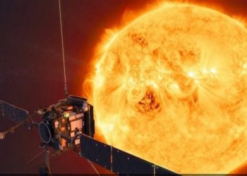 علماء يحذرون من (عاصفة شمسية) قويــــة  “رصد بقع كافية لالتهام الأرض”