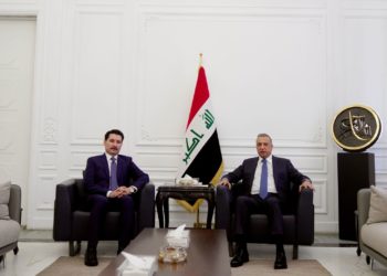 الكاظمي يستقبل النائب الثاني لرئيس مجلس النواب