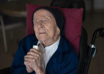 أكبر معمّرة على قيد الحياة تتطلع إلـــــى تحطيم الرقم القياسي