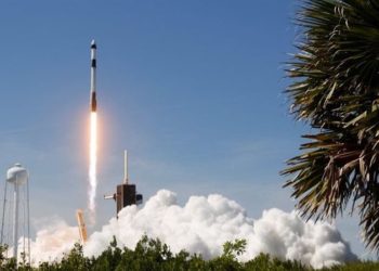 وصول فريق أول مهمة خاصة لمحطة الفضاء الدولية + صور