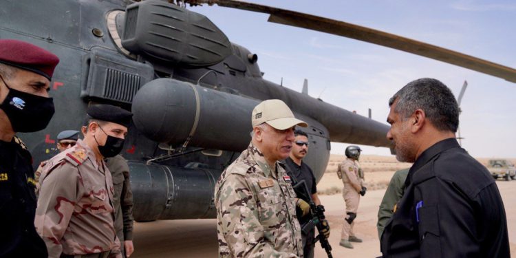 الكاظمي يصل إلى مقر الحشد الشعبي في قيادة عمليات قاطع الأنبار