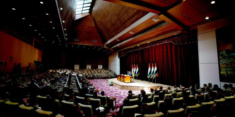 تفاصيل ما جاء في كلمة الكاظمي خلال زيارته مقر وزارة الداخلية