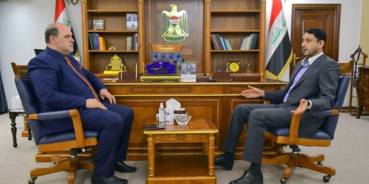 الغزي وجبار جودي يناقشان تفعيل آلية لتوزيع قطع الأراضي على الفنانيين