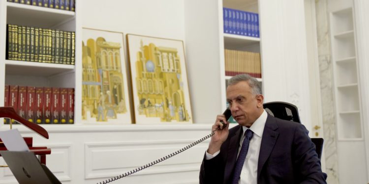 الكاظمي يعزّي هاتفياً رئيس الوزراء اللبناني بسقوط ضحايا القارب