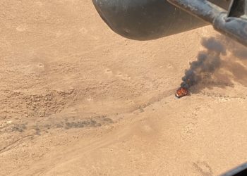 بالفيديو طيران الجيش يدمر عجلة مفخخة لداعش في الانبار