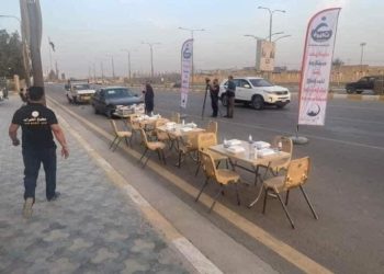 مبادرة شبابية  في الانبار لتقديم فطورمجاني “اطعامكم مسؤوليتنا”