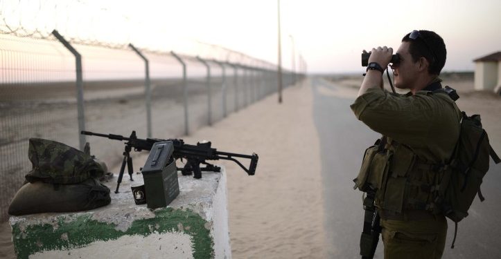 اسرائيل تتأهب لـــــ”هجمات معقدة”