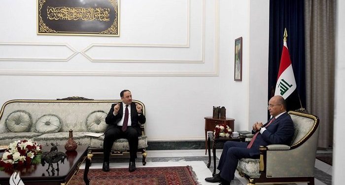 رئيس الجمهورية .. آفة الفساد تؤثر على استقرار البلد وتقدمه