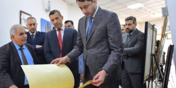 افتتاح معرضا للخط العربي والزخرفة الإسلامية
