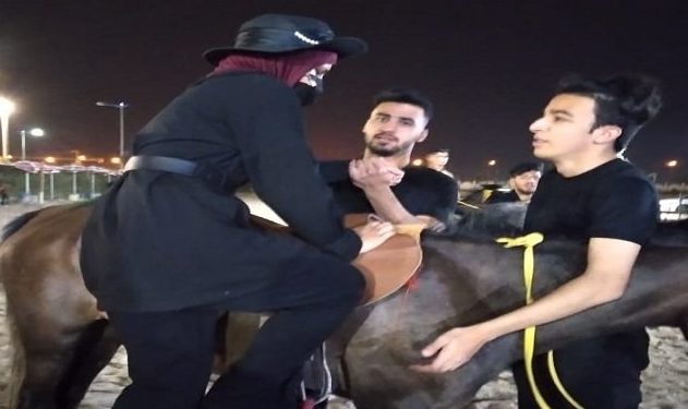 إقبالاً واسعاً على ياضة الفروسية من النساء في البصرة
