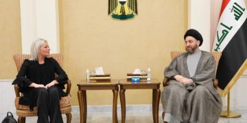 الحكيـــــم .. الانسدادات السياسية  “لم تحل إلا بالجلوس على طاولة الحوار”