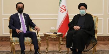 الحلبوسي يلتقي بالرئيس الإيراني إبراهيم رئيسي