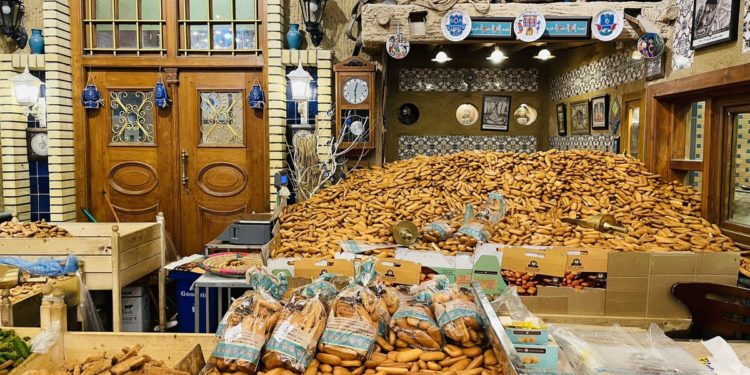 توضيح أسباب إغلاق شركة مخابز باب الاغا .. (شيدوها دون إجازة)