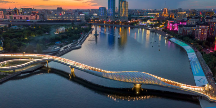 كازاخستان تؤكد الالتزام بــ(تعزيز شراكة استراتيجية)  مع الولايات المتحدة