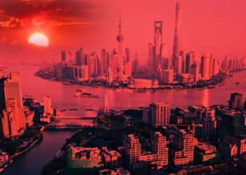 سماء الصين تتلون بالأحمر الدموي وتثير رعب السكان + فيديو