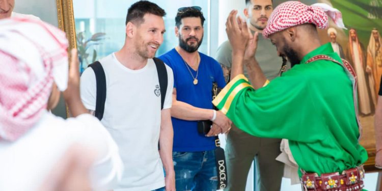 ميسي سفيراً للسياحة السعودية
