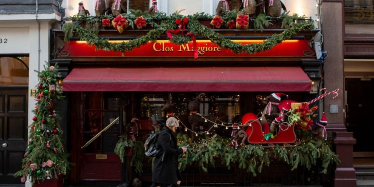 فئران في مطبخ أشهر مطعم رومانسي في لندن