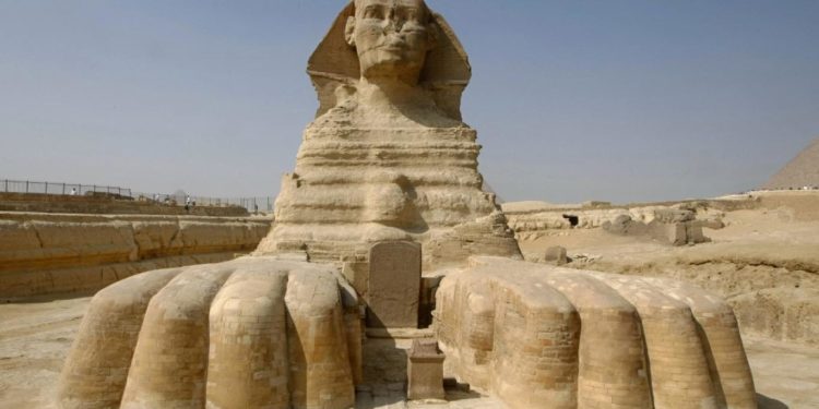 أغرب الأساطير والروايات حول تمثــــال “أبو الهول”