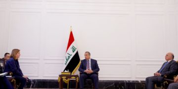 الكاظمي يستقبل وفــــداً من البرلمان الأوروبي