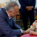 الكاظمي يلتقي مجموعة من أطفال مرضى التوحّد في بغداد