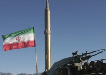 الحرس الثوري الإيراني يعلن استهداف مواقع في أربيل بقصف مدفعي