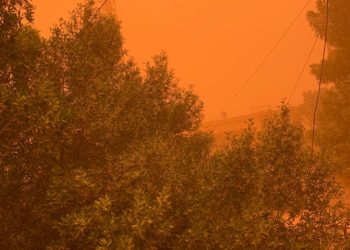 مطار بغداد الدولي يعلق رحلاته الجوية