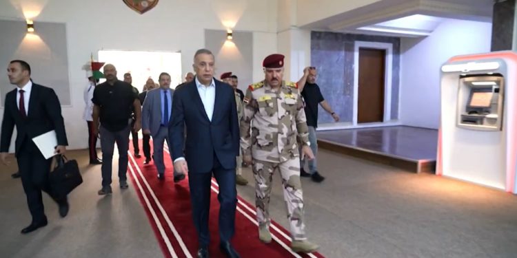 بالفيديو .. حضور الكاظمي المؤتمر الأمني المنعقد في مقر قيادة العمليات المشتركة