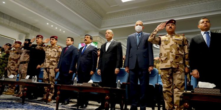 الكاظمي يحضر المؤتمر الأمني الموسع للقيادات الأمنية المنعقد في مقر قيادة العمليات المشتركة