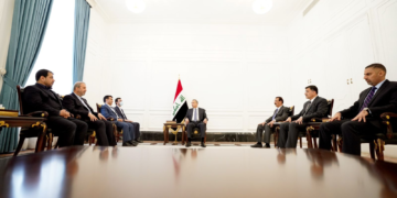 الكاظمي يستقبل نائب الرئيس الإيراني والوفد المرافق له