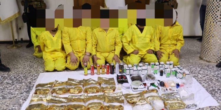  تفكيك شبكة لتجارة المخدرات بحوزتهم 16 كيلوغراما من (الكريستال و الحشيشة)