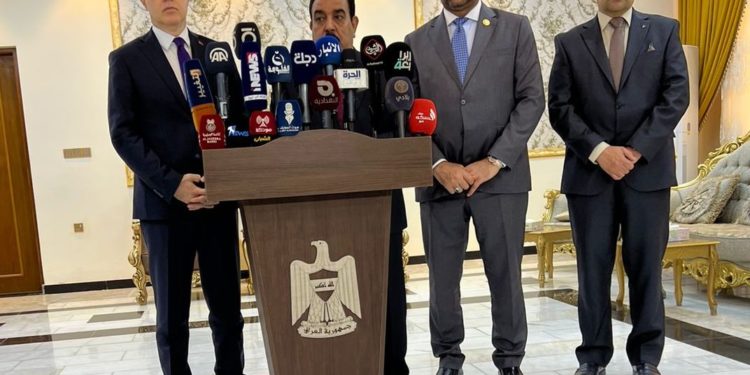 افتتاح مكتب السفارة التركية في محافظة الانبار من قبل محافظ الأنبار والسفير التركي