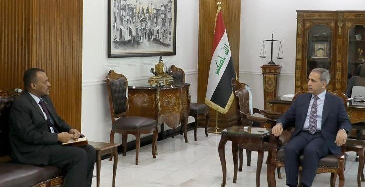 فائق زيدان يبحث مع سفير السودان إمكانية “توقيع مذكرة تفاهم قضائية” بين البلدين