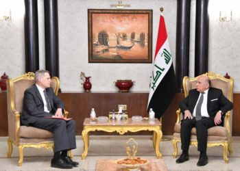 العراق والولايات المتحدة يبحثان تعزيز علاقاتهما الثنائية