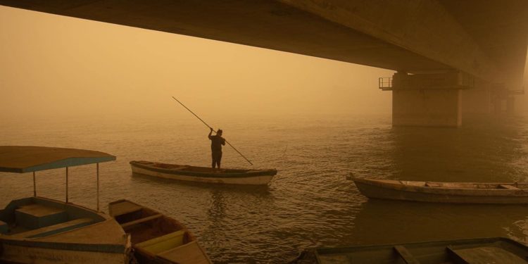 الموانئ تحذر من (انعدام الرؤية) جراء عواصف ترابية تبدأ ظهيرة يوم غد الاثنين