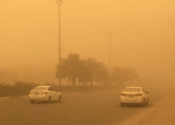 تخويـــل مديري التربية في المحافظات “بتقدير موقف العاصفة الترابية وتعطيل الدوام”