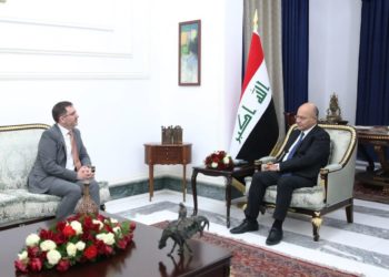 يرهم صالح يؤكد أهمية مواجهة تحديات “الإرهاب والمناخ”