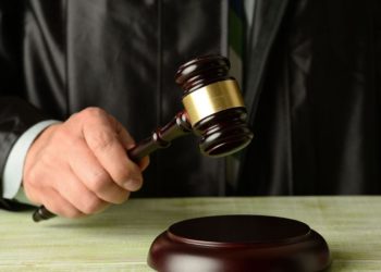 تـــــغريم شاب (35 ألف درهم) بعد وصفه فتاة بالمريضة نفسيًا