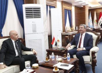 العراق يستعرض قدراته “التصديرية النفطية” أمام تركيا ومستقبل الطاقة بالعالم