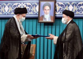 اقتراح امريكي بالانفتاح على رئيسي .. “قبل وفاة او تنحي خامنئي”