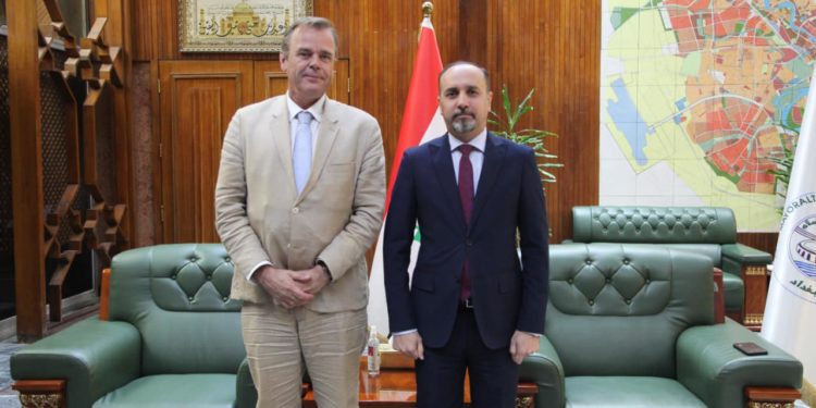 أمين بغداد يدعو هولندا إلى المساندة في حملات تطوير العاصمة￼