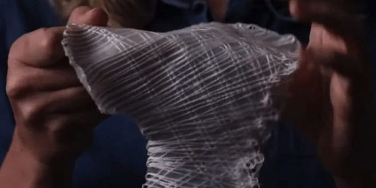 شركة أمريكية تصنع أقمشة من الميكروبات + صور